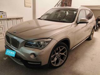 宝马宝马X12013款 xDrive20i X设计套装