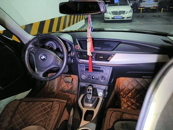 [成都·川A] 二手宝马宝马X12014款 sDrive18i 时尚型