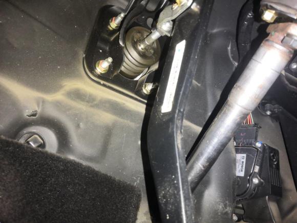 [常州·苏D] 二手江铃驭胜S3502013款 2.4T 自动两驱柴油豪华版5座