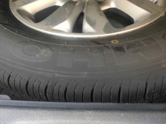 [苏州·苏E] 二手起亚狮跑2013款 2.0L 自动两驱版GL