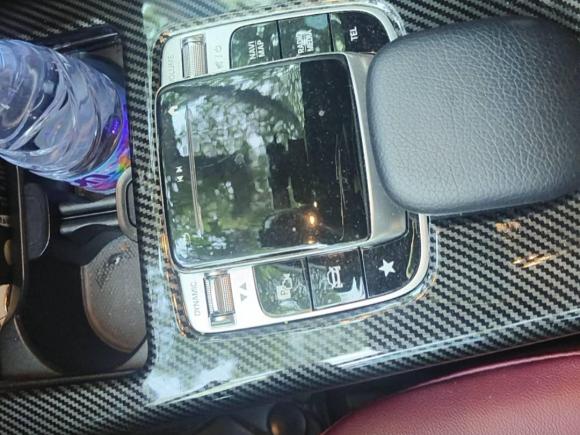 [深圳·粤B] 二手奔驰奔驰A级2020款 A 200 L 运动轿车