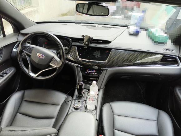 [合肥·皖A] 二手凯迪拉克凯迪拉克XT62021款 2.0T 七座两驱豪华型