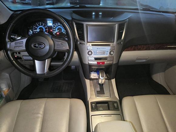 [北京·京N] 二手斯巴鲁傲虎2010款 2.5i豪华版