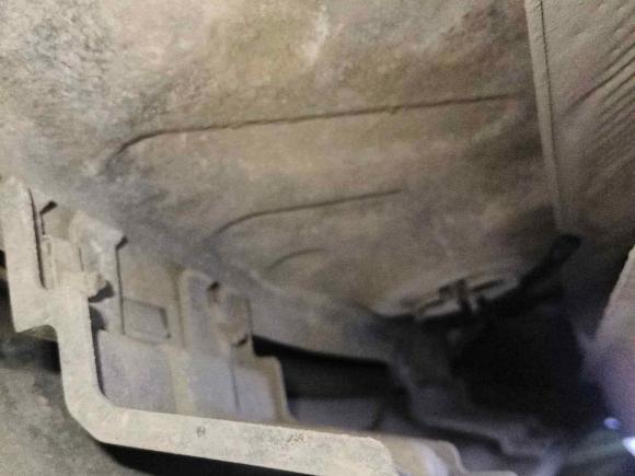 [成都·川A] 二手Jeep自由客2011款 2.4 运动版