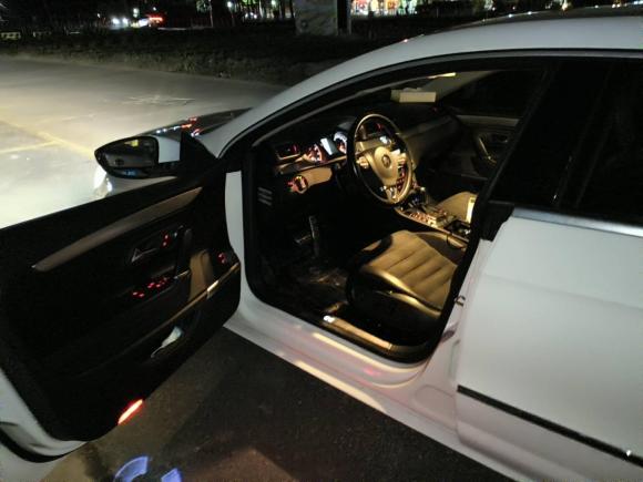 [佛山·粤T] 二手大众一汽-大众CC2012款 1.8TSI 豪华型
