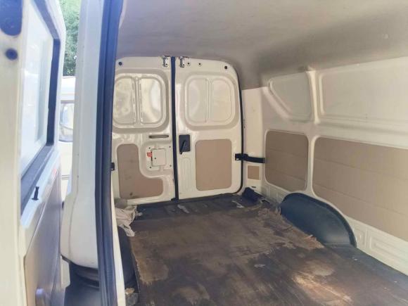 [上海·苏U] 二手长安跨越跨越星V72022款 1.6L汽油豪华型2座对开门DAM16KR