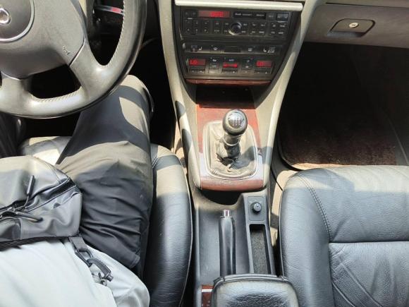 [合肥·皖A] 二手奥迪奥迪A62004款 2.8L 豪华型