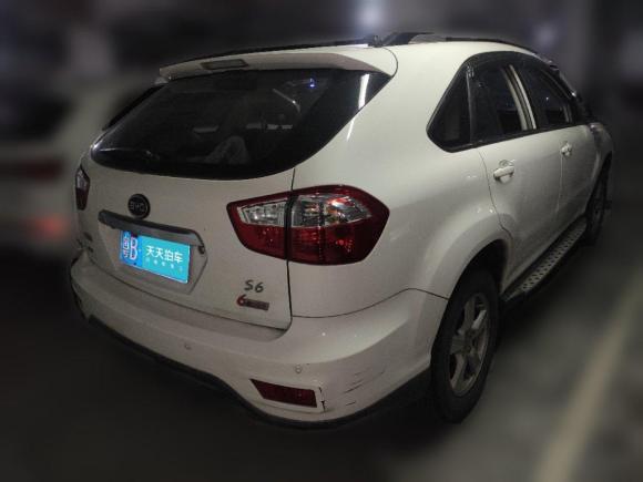 [上海·粤B] 二手比亚迪比亚迪S62014款 2.4L 自动尊贵型 5座