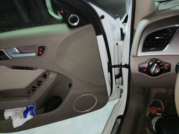 [西安·陕U] 二手奥迪奥迪A4L2009款 2.0 TFSI 技术型