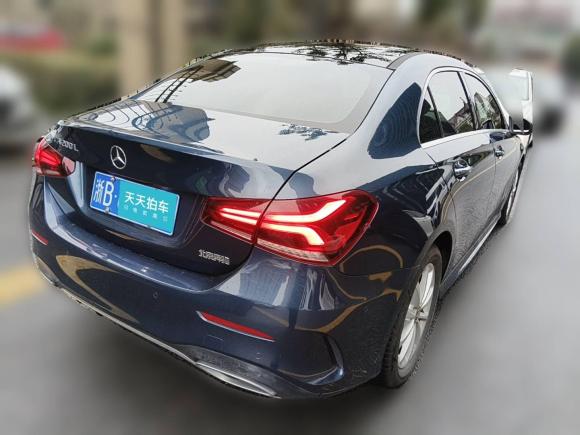 [嘉兴·浙B] 二手奔驰奔驰A级2019款 A 200 L 运动轿车