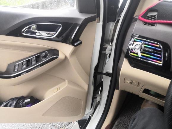 [金华·川Q] 二手宝骏宝骏7302014款 1.5L 手动豪华型 7座