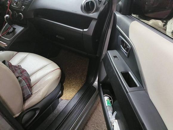 [杭州·浙A] 二手马自达马自达52011款 2.0L 自动豪华型