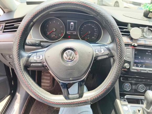 [青岛·鲁B] 二手大众迈腾2017款 330TSI DSG 豪华型