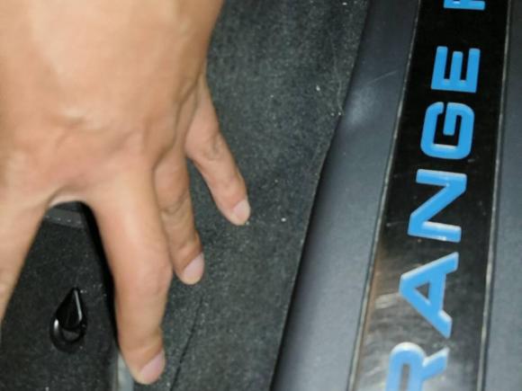 [常州·苏D] 二手路虎揽胜极光2013款 2.0T 5门耀动版