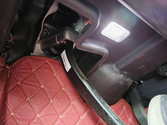 [南通·苏F] 二手捷豹捷豹XEL2020款 2.0T 200PS R-DYNAMIC S进取运动版