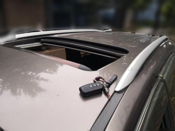 [无锡·苏B] 二手江铃驭胜S3502014款 2.4T 自动两驱柴油豪华天窗版5座