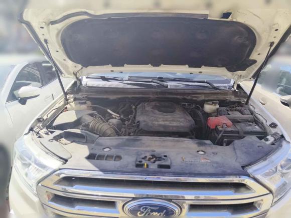 [青岛·鲁B] 二手福特撼路者2017款 2.0T 汽油自动四驱豪华版 5座