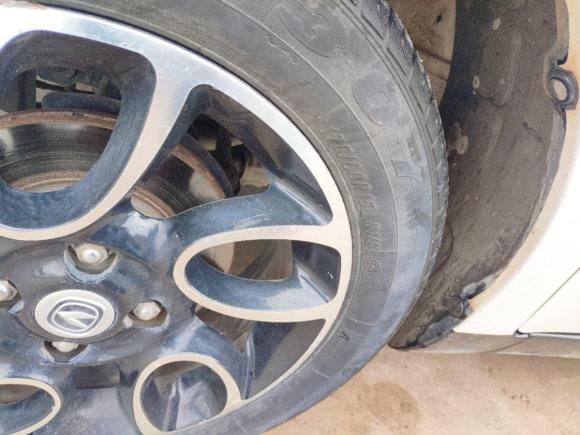 [上海·鲁Q] 二手长安奔奔2015款 1.4L 手动天窗版 国V