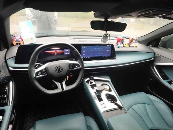 [上海·沪B] 二手名爵MG72023款 2.0T 自动Trophy+激擎耀世版