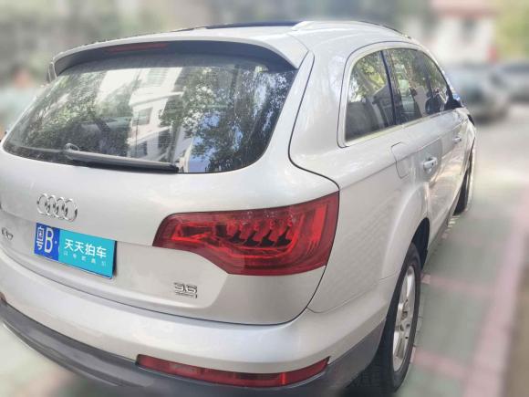 [济南·粤B] 二手奥迪奥迪Q72010款 3.6 FSI quattro 基本型