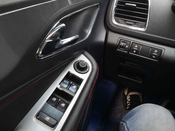 [上海·苏U] 二手宝骏宝骏5602016款 1.8L iAMT豪华型