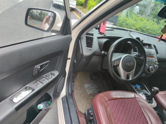 [深圳·鲁A] 二手起亚秀尔2013款 1.6L AT GL