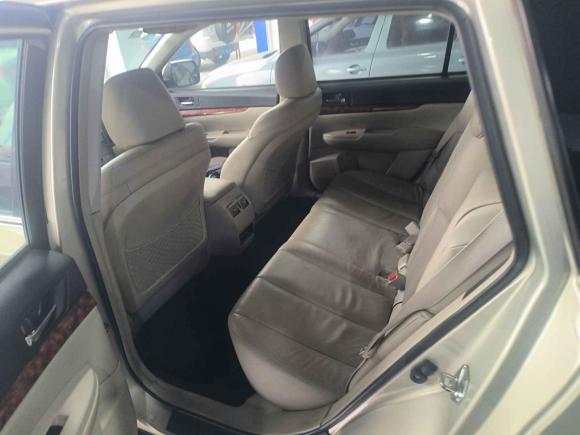 [广州·粤A] 二手斯巴鲁傲虎2011款 2.5i豪华版