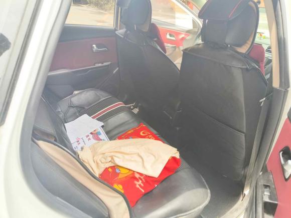 [济南·鲁A] 二手起亚起亚K22015款 两厢 1.4L AT GLS炫酷版