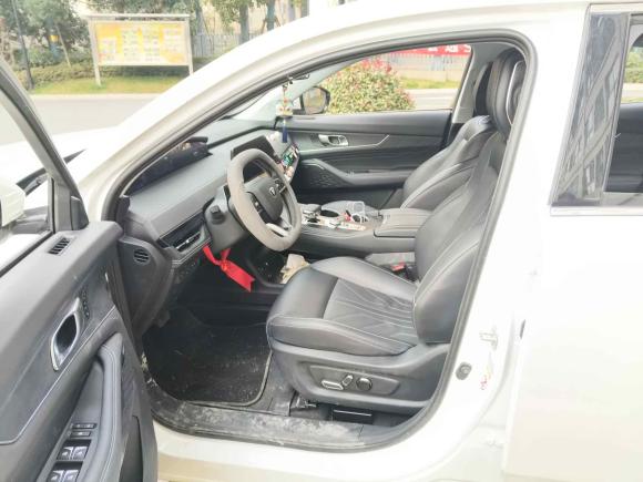 [上海·沪C] 二手长安长安UNI-K2023款 2.0T 两驱悦享型