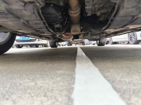 [深圳·粤B] 二手英菲尼迪英菲尼迪QX602014款 2.5 S/C Hybrid 两驱卓越版