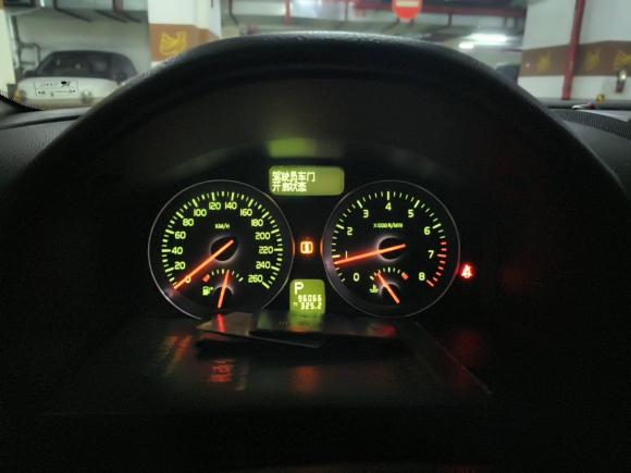 [深圳·粤B] 二手沃尔沃沃尔沃C302008款 2.4i