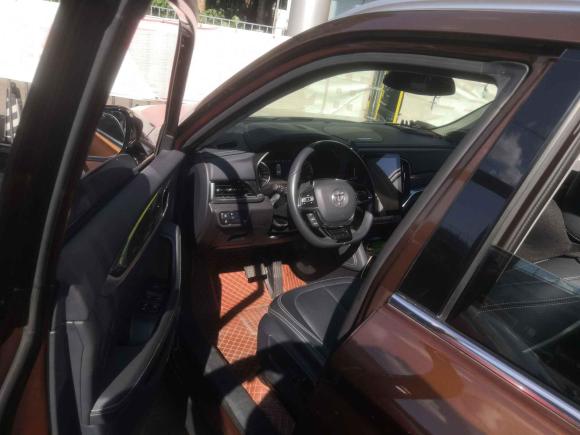 [佛山·粤E] 二手中华中华V72018款 280T DCT豪华型 5座