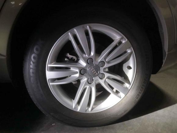 [成都·川A] 二手奥迪奥迪Q32015款 35 TFSI quattro 技术型