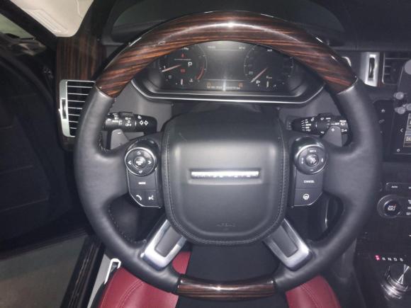 [北京·京Q] 二手路虎揽胜2016款 3.0 SC V6 Vogue SE 创世加长版