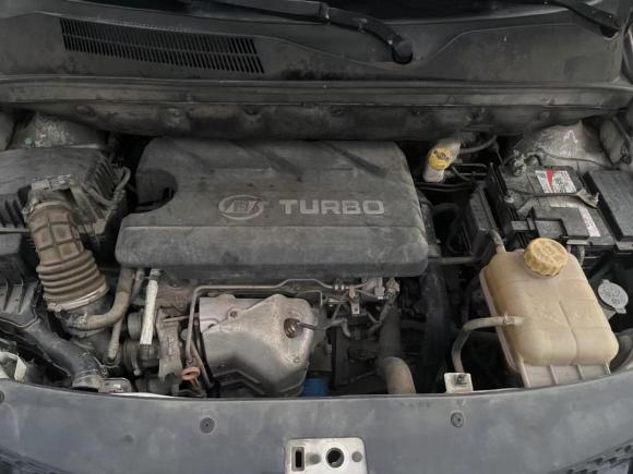 [广州·粤A] 二手宝骏宝骏7302016款 1.5T 手动舒适型 7座