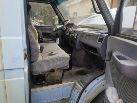 [南通·苏F] 二手依维柯依维柯得意2009款 2.5T-A35 7座