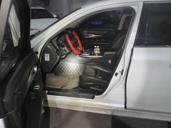 [青岛·鲁B] 二手英菲尼迪英菲尼迪Q702015款 Q70L 2.5L 悦享版