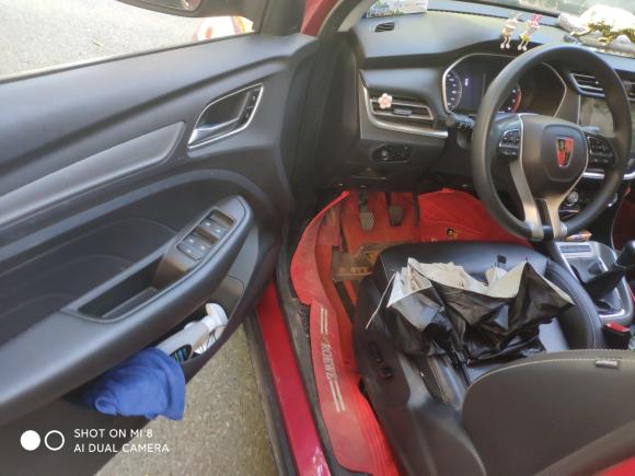 [南昌·赣A] 二手荣威荣威RX32018款 1.6L 手动旗舰版