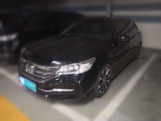 本田雅阁2015款3.0LVTI尊贵版