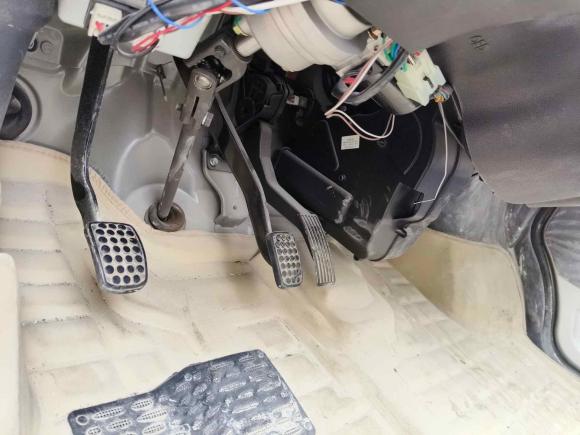 [上海·苏U] 二手五菱汽车五菱之光2023款 1.5L 实用型 5/7座