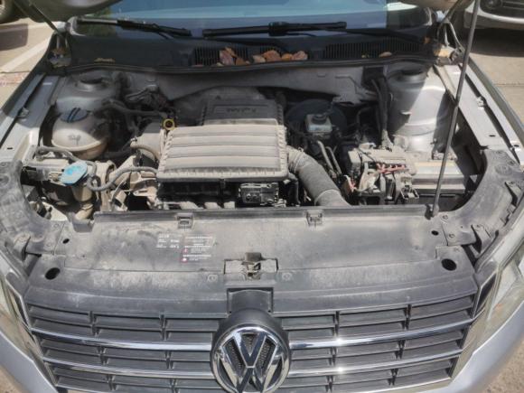 [上海·苏D] 二手大众朗逸2013款 改款经典 1.6L 自动风尚版