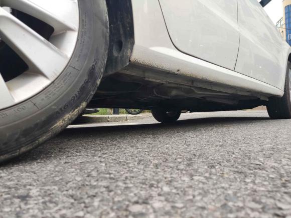 [宁波·苏E] 二手大众朗逸2013款 改款经典 1.6L 手动舒适版