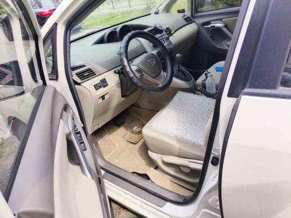 [上海·闽A] 二手丰田逸致2012款 180E CVT精英多功能版