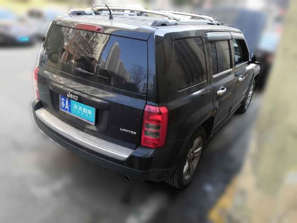 [南京·苏A] 二手Jeep自由客2014款 2.4L 豪华导航版