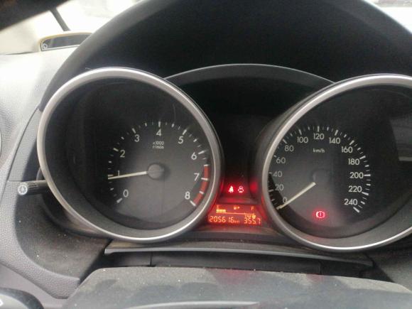 [成都·川A] 二手马自达马自达52011款 2.0L 手动舒适型