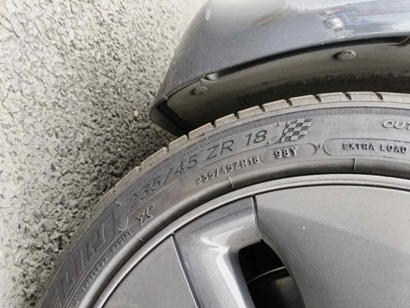 [成都·川A] 二手特斯拉Model 32019款 长续航全轮驱动版