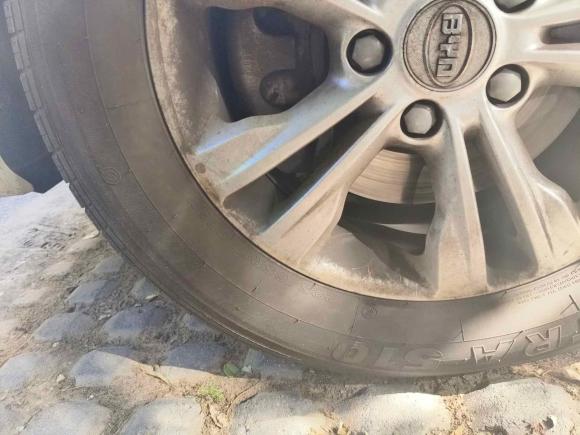 [北京·京N] 二手比亚迪比亚迪e62016款 400 尊贵版