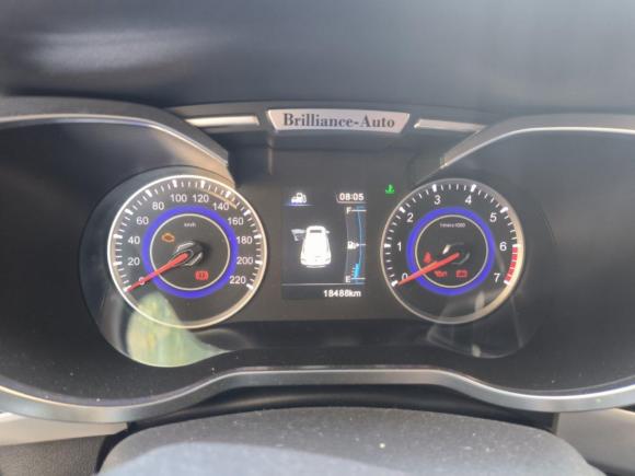 [上海·渝B] 二手中华中华V32015款 1.5L 手动智能型