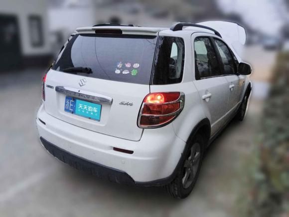 [湖州·浙E] 二手铃木天语 SX42009款 两厢 1.6L 自动运动型