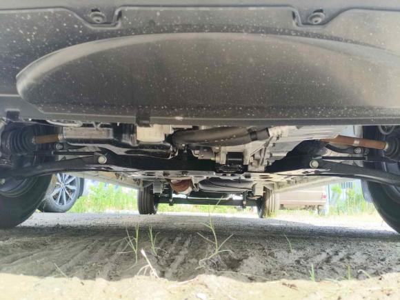 [上海·沪F] 二手福特全顺2023款 2.0T柴油手动厢式货车中轴低顶3座